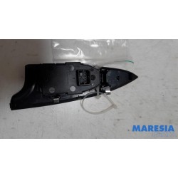 Alfa Romeo - Giulietta - Elektrisches Fenster Schalter