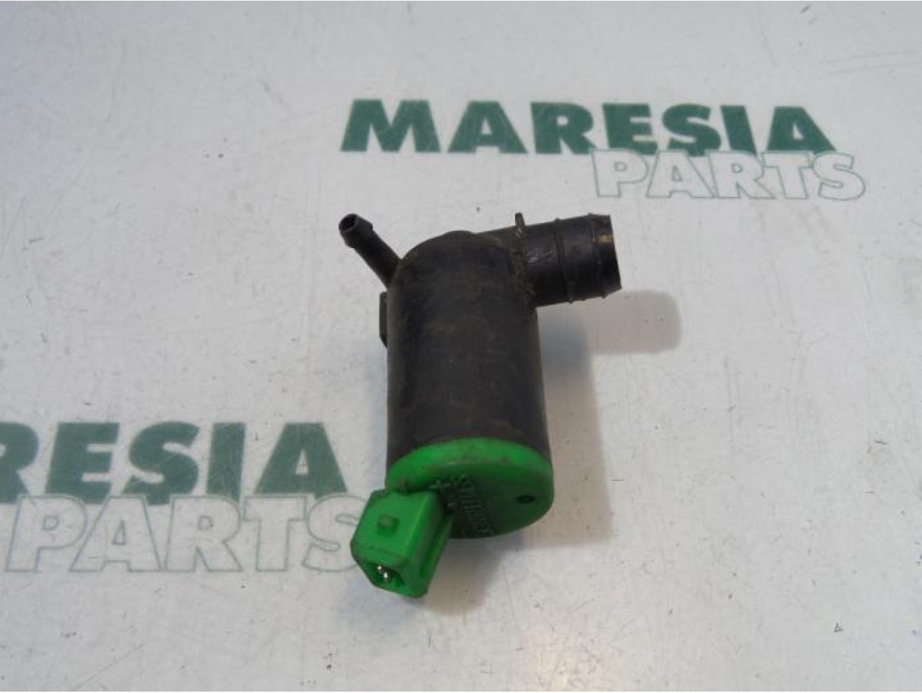 Peugeot - 406 - Scheibensprüherpumpe vorne