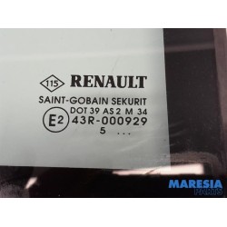 Renault - Espace - Rear quarter light, left right
