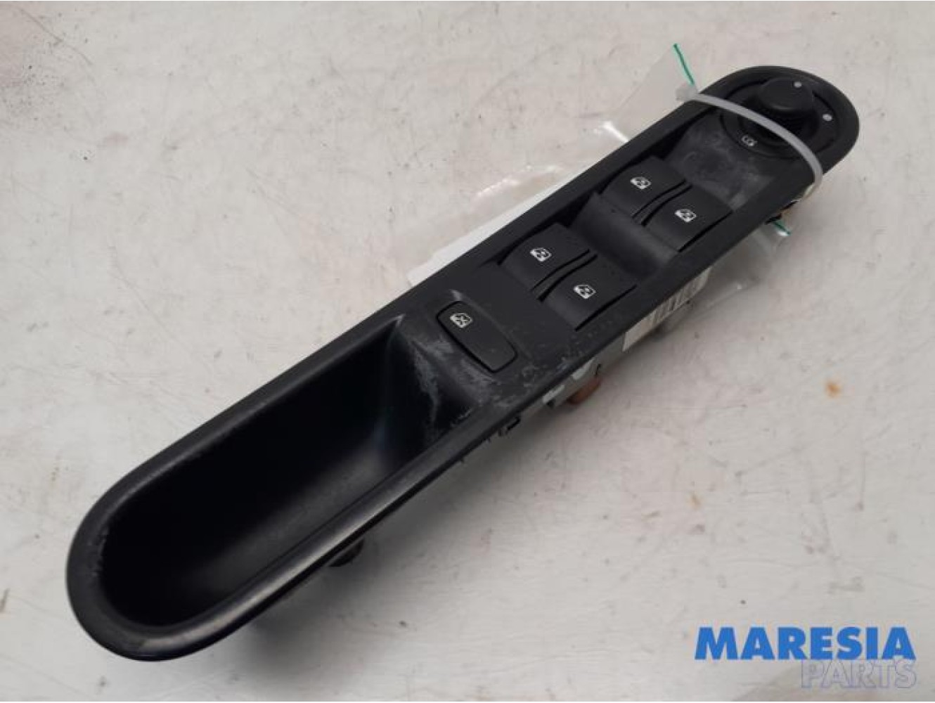 Renault - Espace - Multi-functional window switch