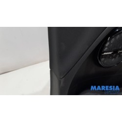 Renault - Megane - Front door trim 4-door, right