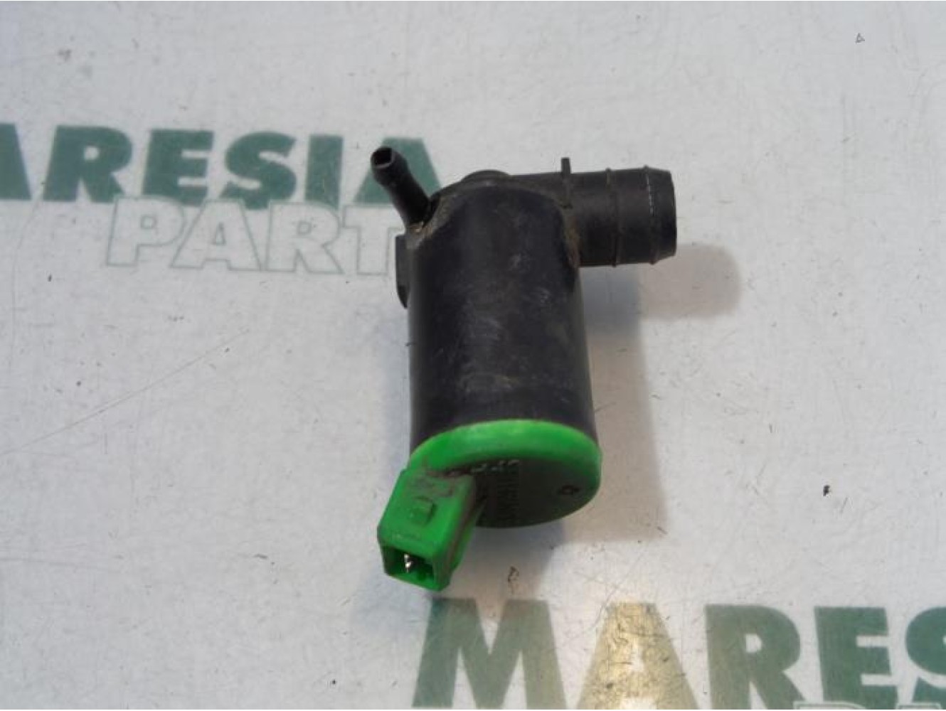 Peugeot - 406 - Scheibensprüherpumpe vorne