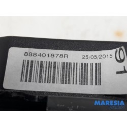 Renault - Clio - Sicherheitsgurt links hinten