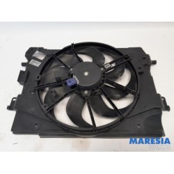 Renault - Clio - Fan motor