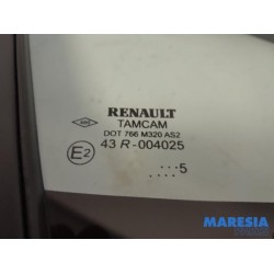 Renault - Clio - Quarter light, front right