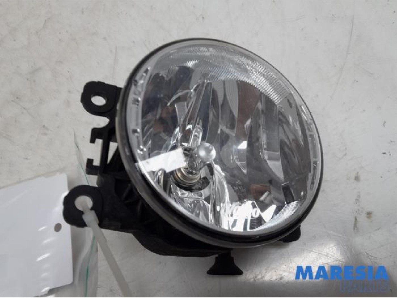 Renault - Clio - Fog light, front left
