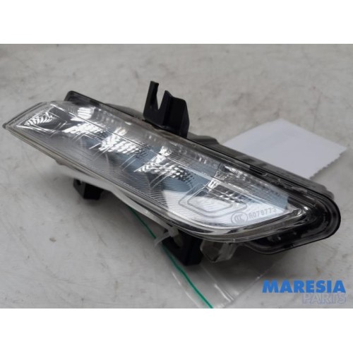 Renault - Clio - Daytime running light, left