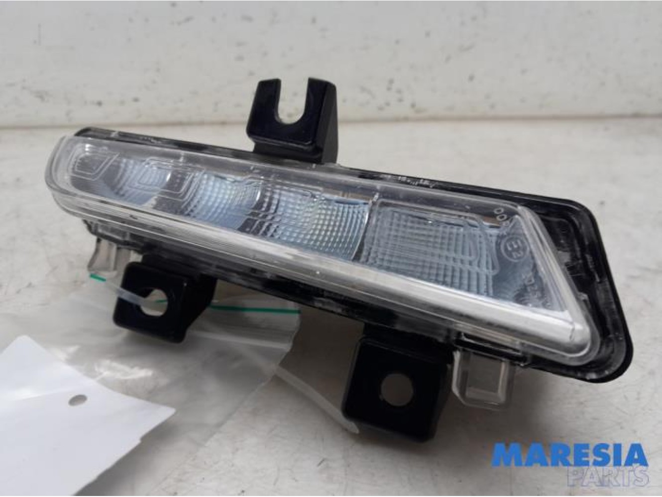 Renault - Clio - Daytime running light, right