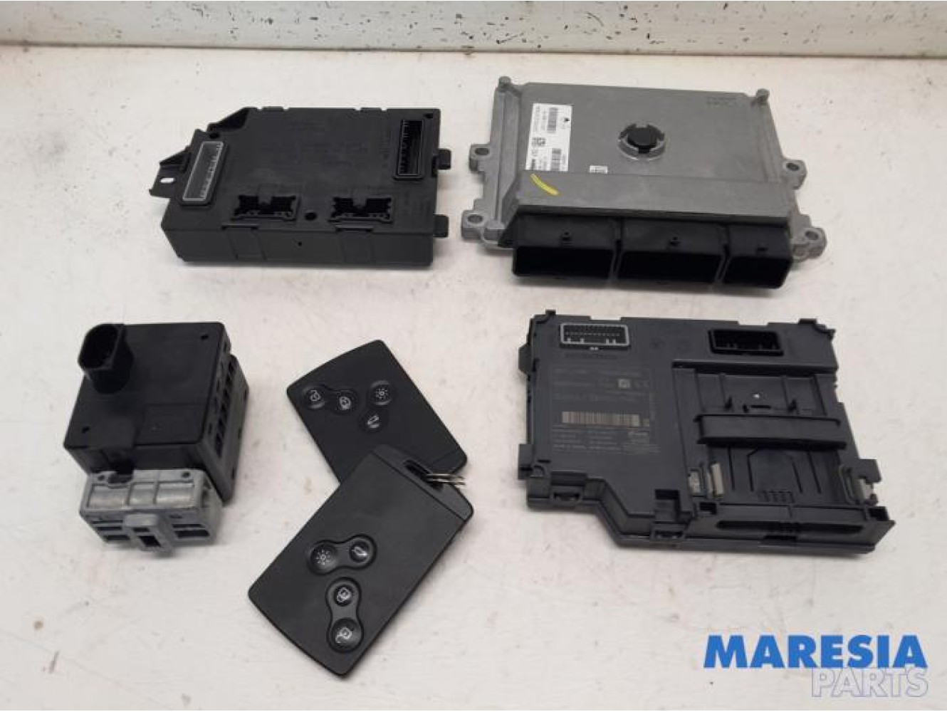 Renault - Captur - Engine management computer