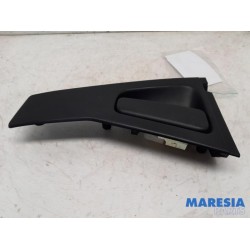 Renault - Clio - Rear door handle 4-door, left