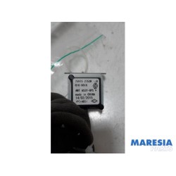Renault - Clio - GPS Antenne