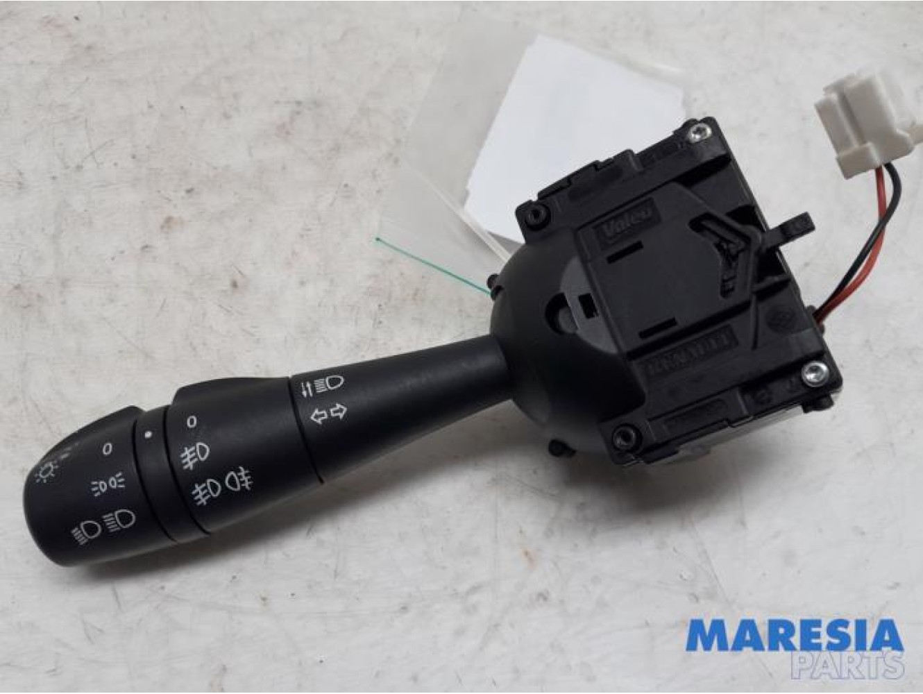 Renault - Clio - Indicator switch