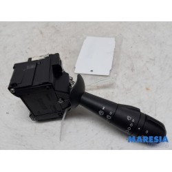 Renault - Clio - Wiper switch