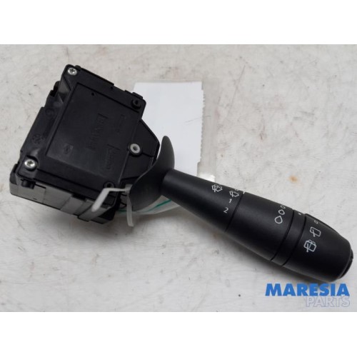 Renault - Clio - Wiper switch