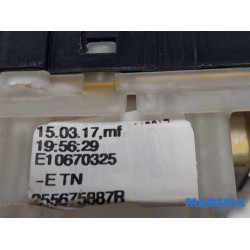 Renault - Captur - Wiper switch