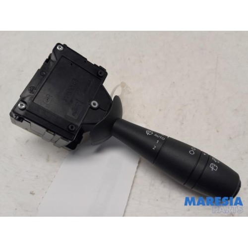 Renault - Captur - Wiper switch