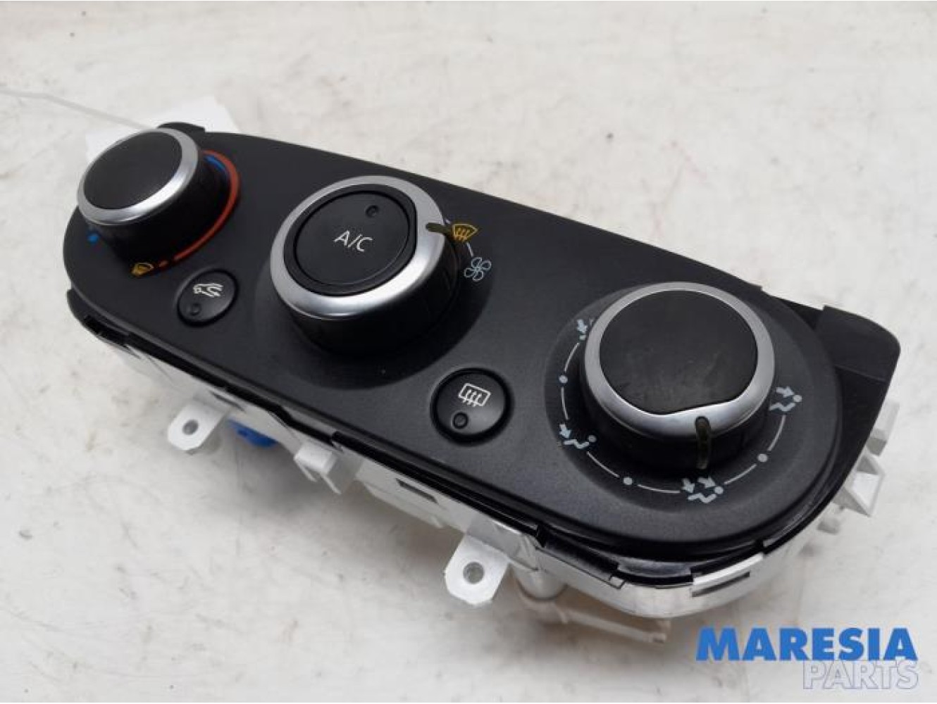 Renault - Clio - Heater control panel