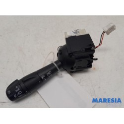 Renault - Captur - Light switch