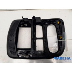Renault - Clio - Radio omlijsting