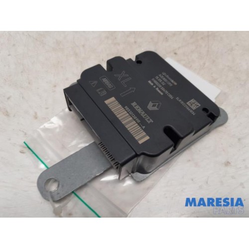 Renault - Clio - Airbag Module