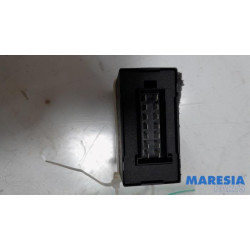 Renault - Clio - Towbar module