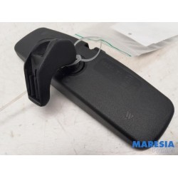 Renault - Clio - Rear view mirror