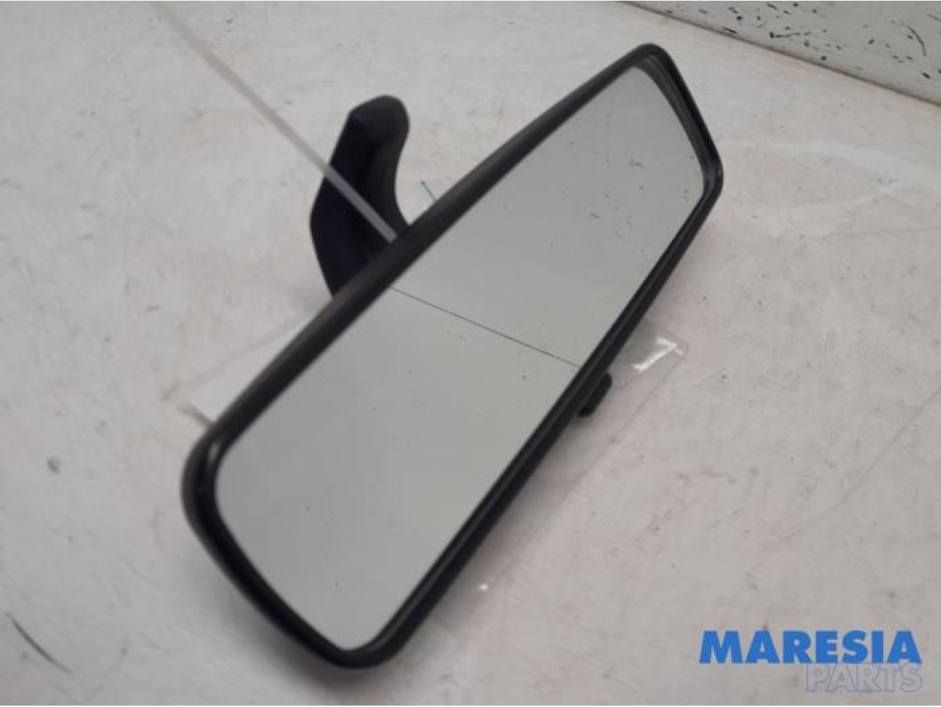 Renault - Clio - Rear view mirror
