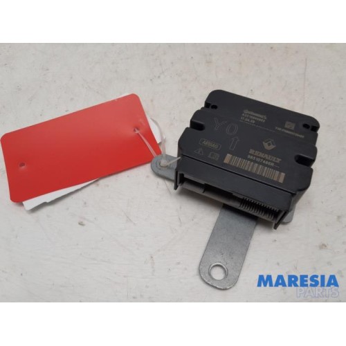 Renault - Captur - Airbag Module