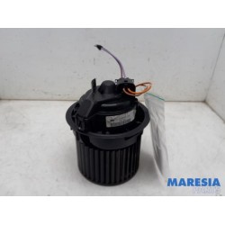 Renault - Clio - Heating and ventilation fan motor