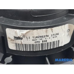 Renault - Clio - Heating and ventilation fan motor