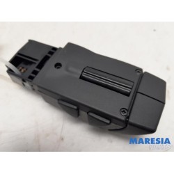 Renault - Captur - Radio remote control