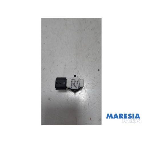 Renault - Captur - PDC Sensor