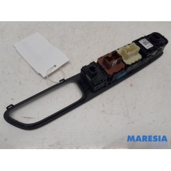 Renault - Captur - Multi-functional window switch