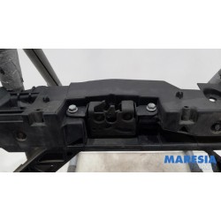 Renault - Megane - Front panel