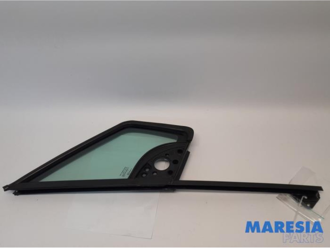 Peugeot - Partner - Quarter light, front right