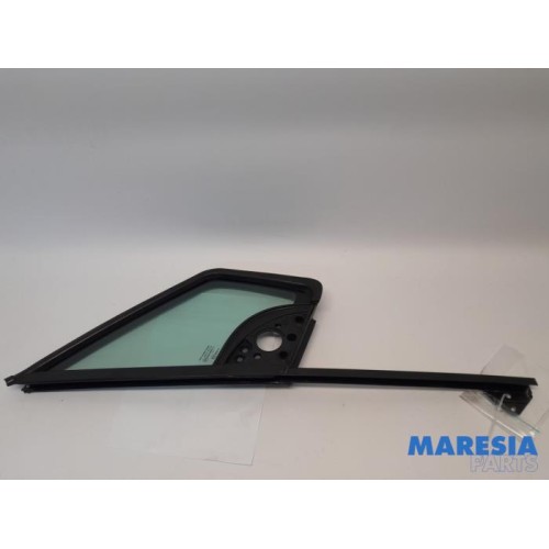 Peugeot - Partner - Quarter light, front right