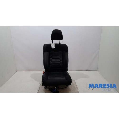 Citroen - C4 Cactus - Seat, left