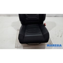 Citroen - C4 Cactus - Seat, right