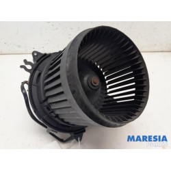 Renault - Captur - Heating and ventilation fan motor