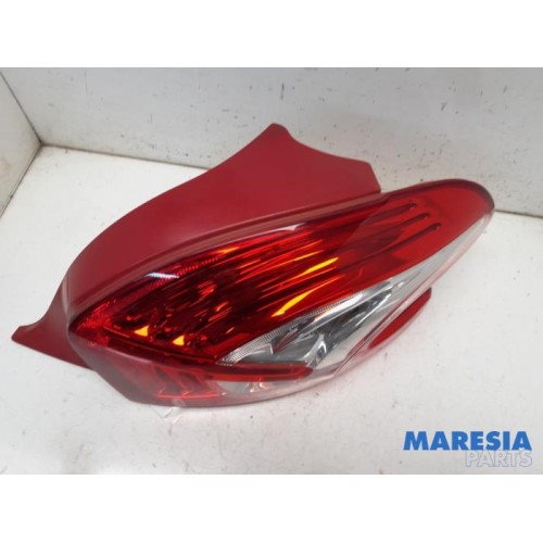 Peugeot - 208 - Taillight, right