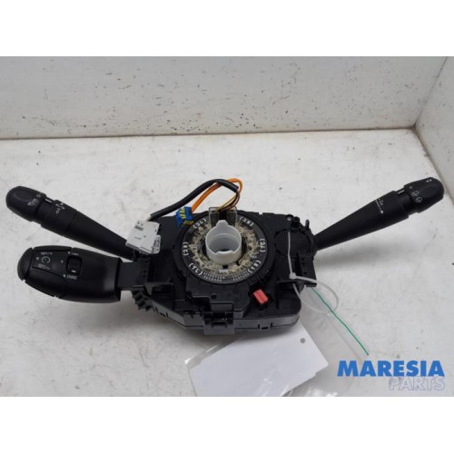 Peugeot - 208 - Steering column stalk