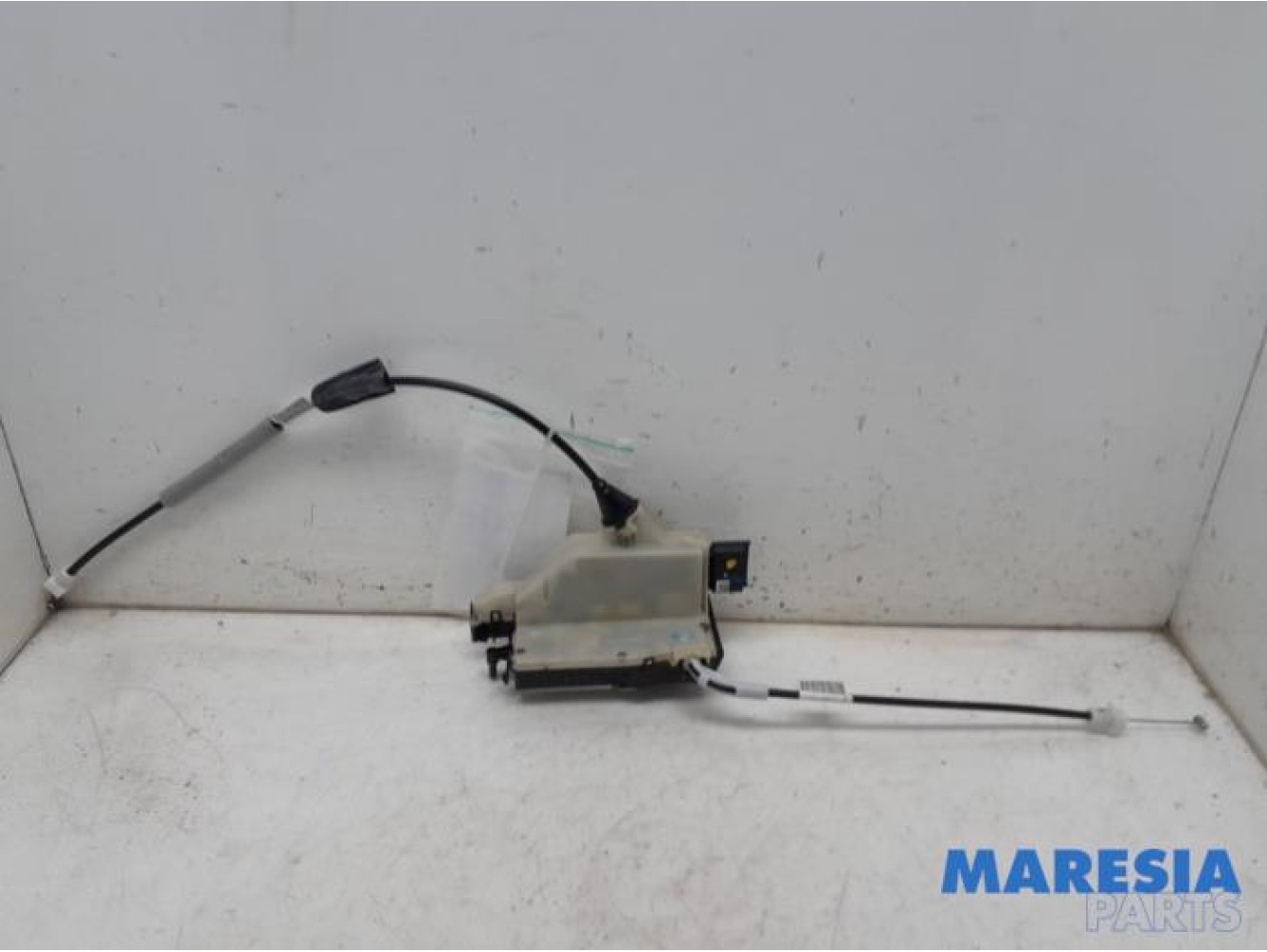 Peugeot - 208 - Front door lock mechanism 4-door, right