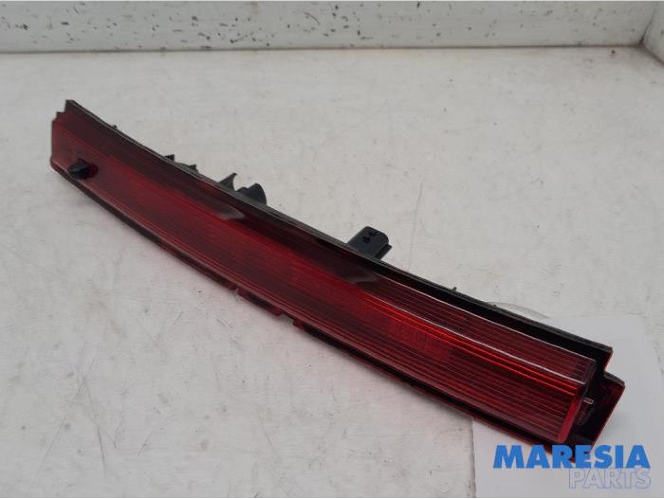Renault - Captur - Third brake light