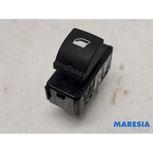 Peugeot - 208 - Electric window switch