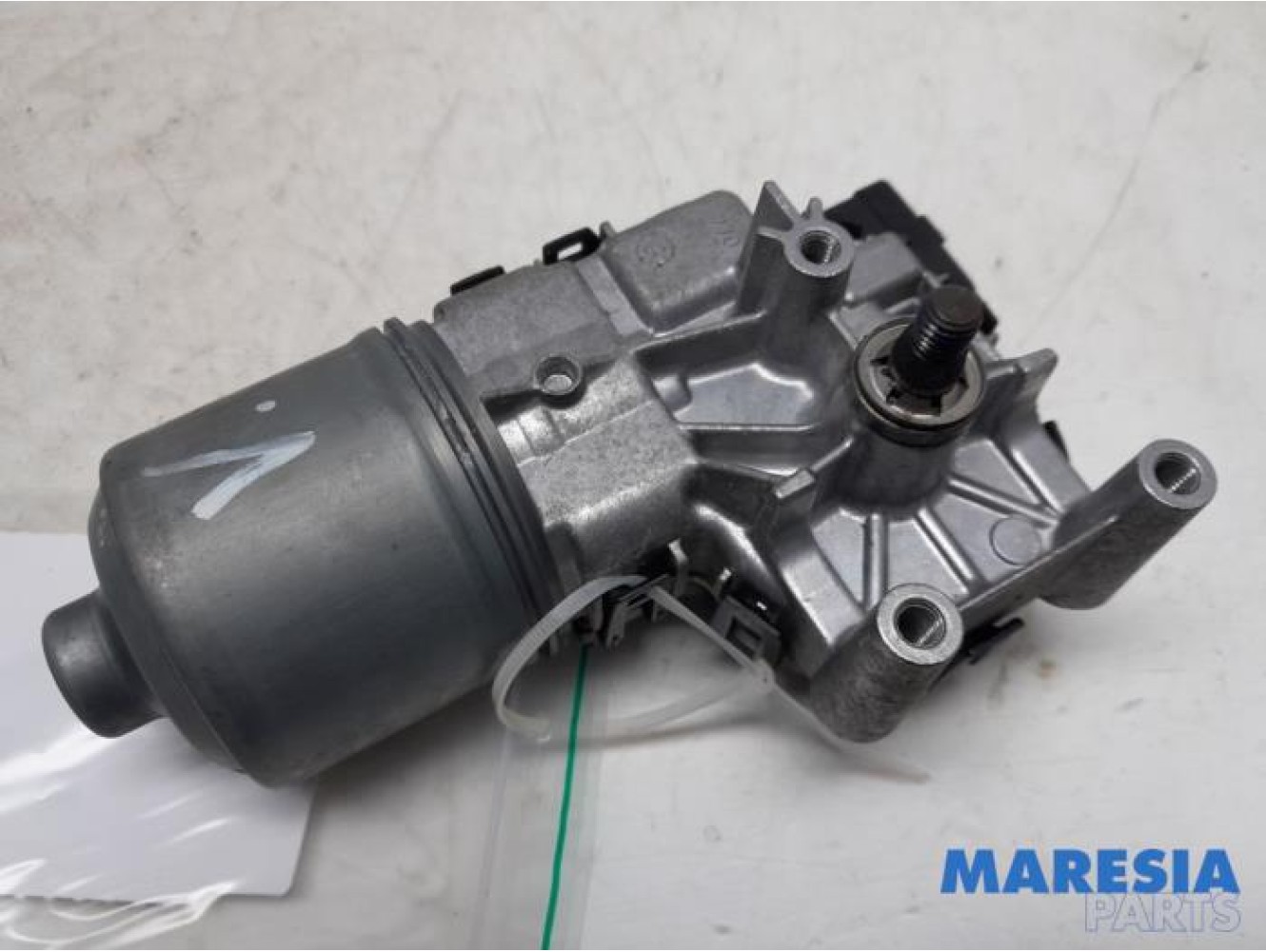 Peugeot - 208 - Front wiper motor