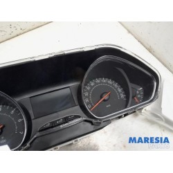 Peugeot - 208 - Instrumentenbrett