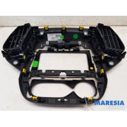 Renault - Captur - Radio omlijsting