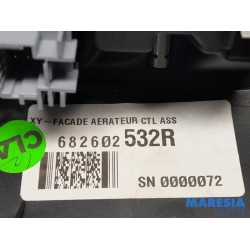 Renault - Captur - Radio omlijsting