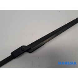 Peugeot - 208 - Front wiper arm