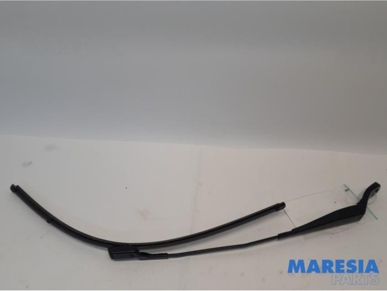 Peugeot - 208 - Front wiper arm